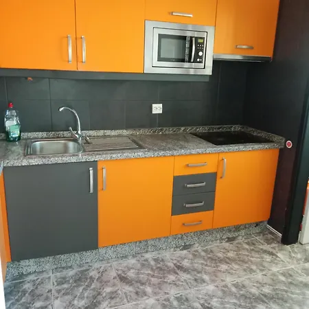 Cristianos Apartamento *